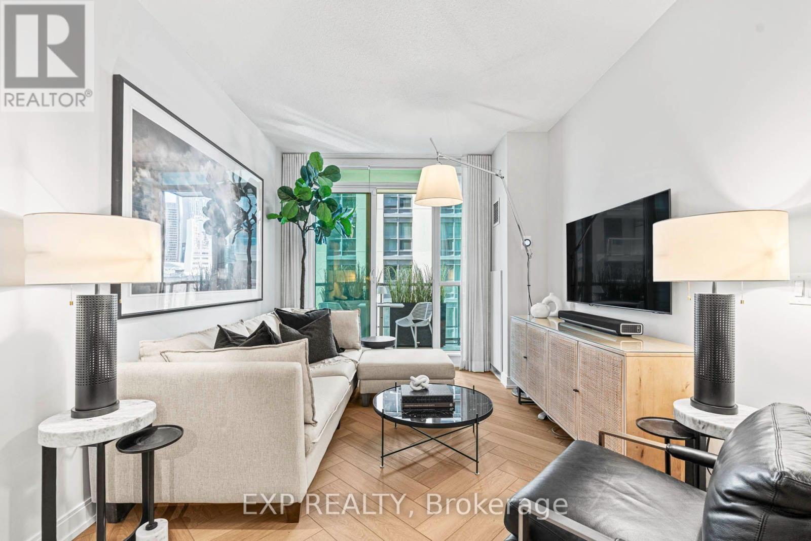 604 - 38 The Esplanade Avenue, Toronto, Ontario  M5E 1A5 - Photo 3 - C13837632