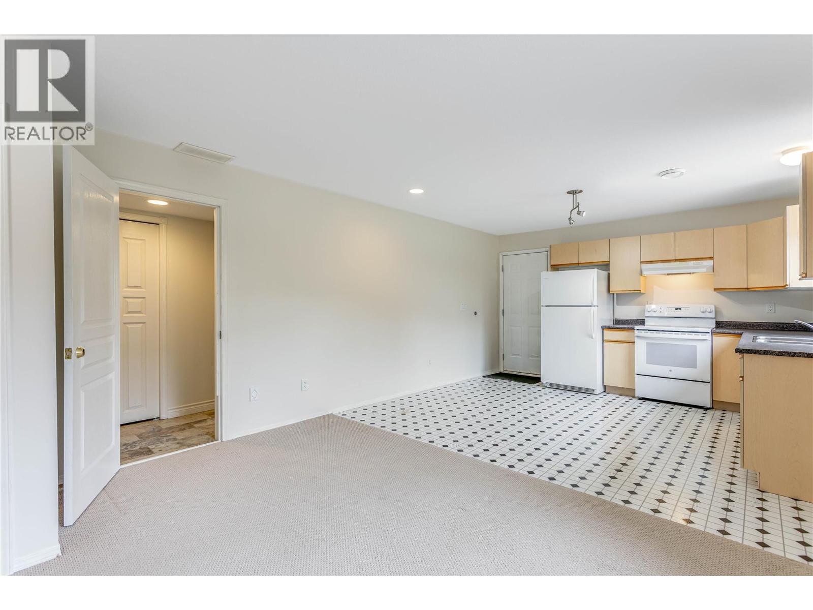 171 Surel Court, Kelowna, British Columbia  V1X 7Y3 - Photo 34 - 10402046