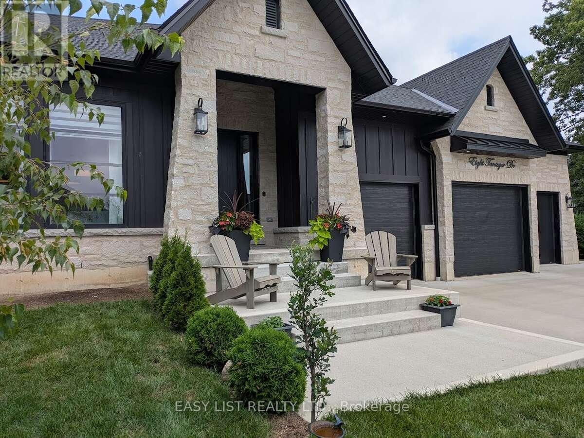 8 TANAGER DRIVE, Tillsonburg, Ontario
