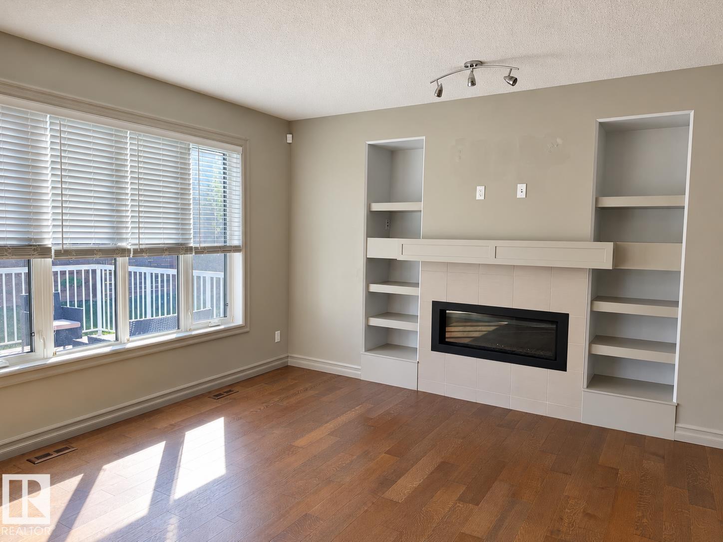 885 WINDERMERE WD NW
