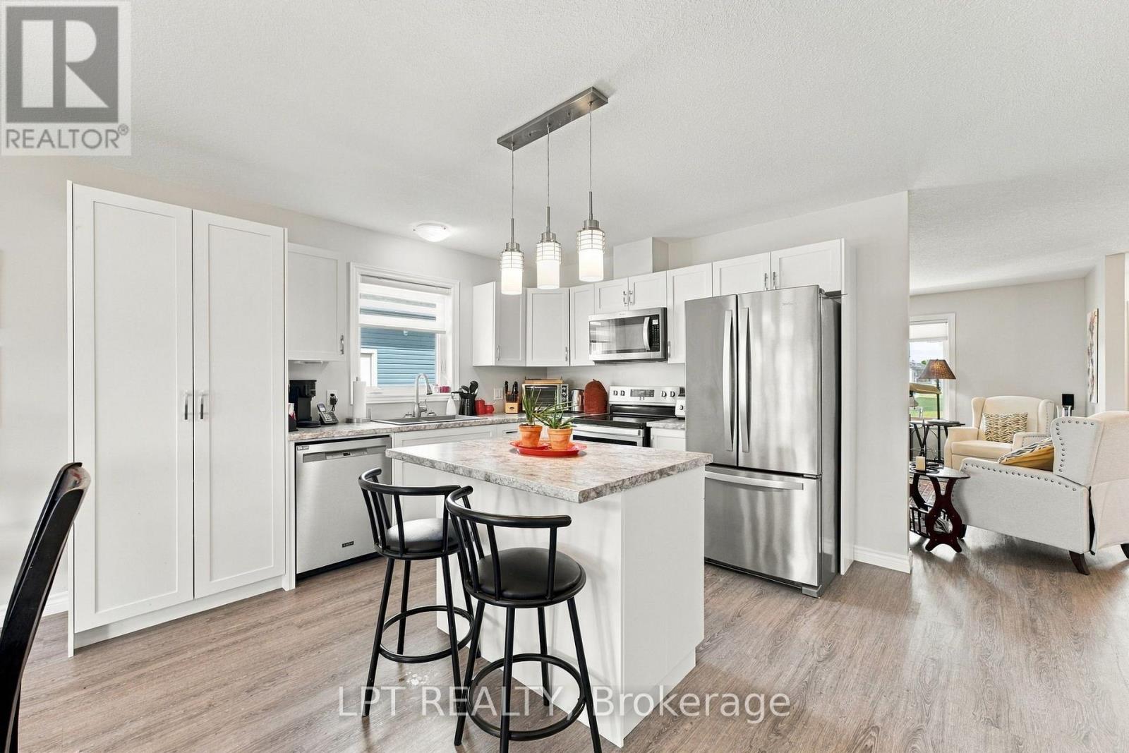102 Huron Heights Drive, Ashfield-Colborne-Wawanosh, Ontario  N7A 0C6 - Photo 14 - X13775666