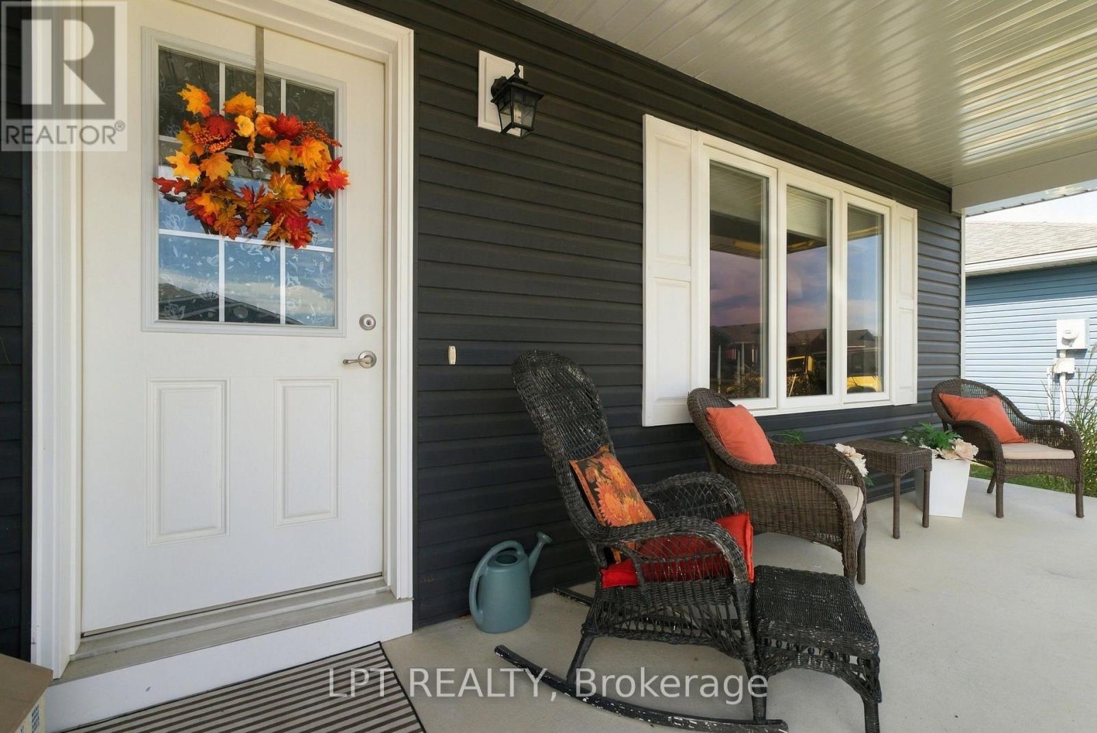 102 Huron Heights Drive, Ashfield-Colborne-Wawanosh, Ontario  N7A 0C6 - Photo 7 - X13775666