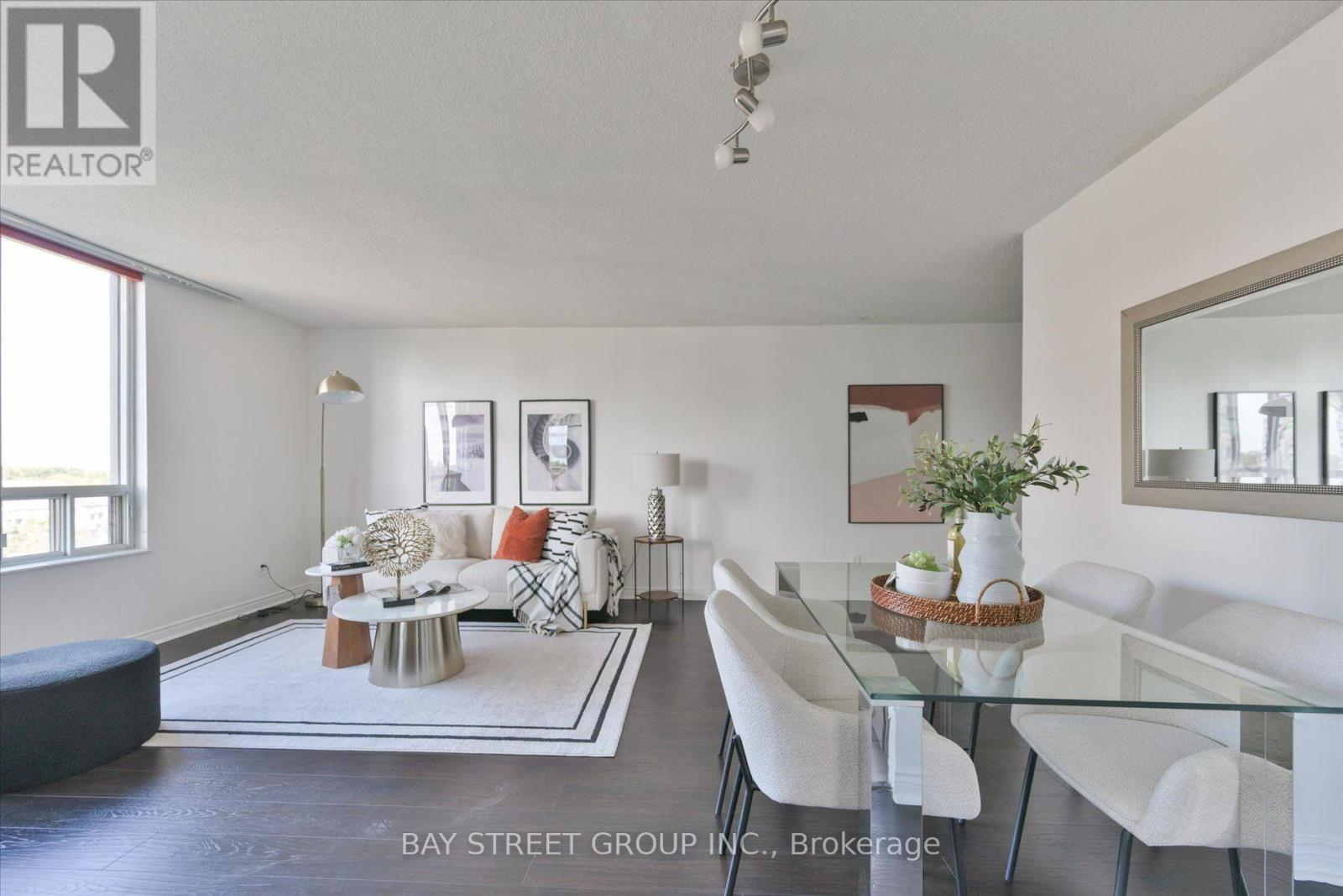 1210 - 260 Doris Avenue, Toronto, Ontario  M2N 6X9 - Photo 10 - C13837638