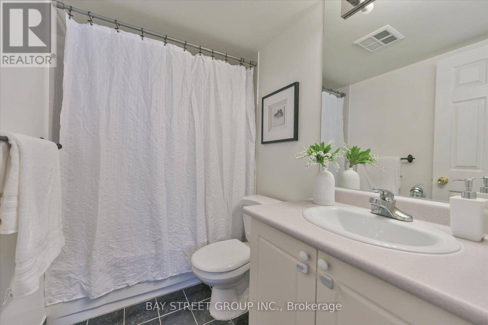 1210 - 260 Doris Avenue, Toronto, Ontario  M2N 6X9 - Photo 16 - C13837638