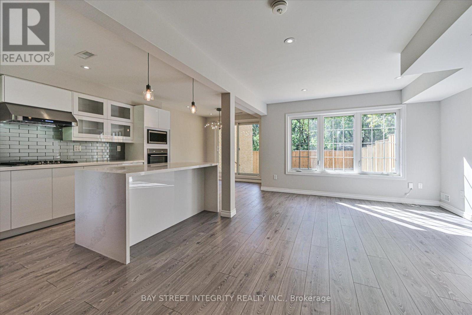 7 - 250 Erskine Avenue, Toronto, Ontario  M4P 1Z4 - Photo 6 - C13837666