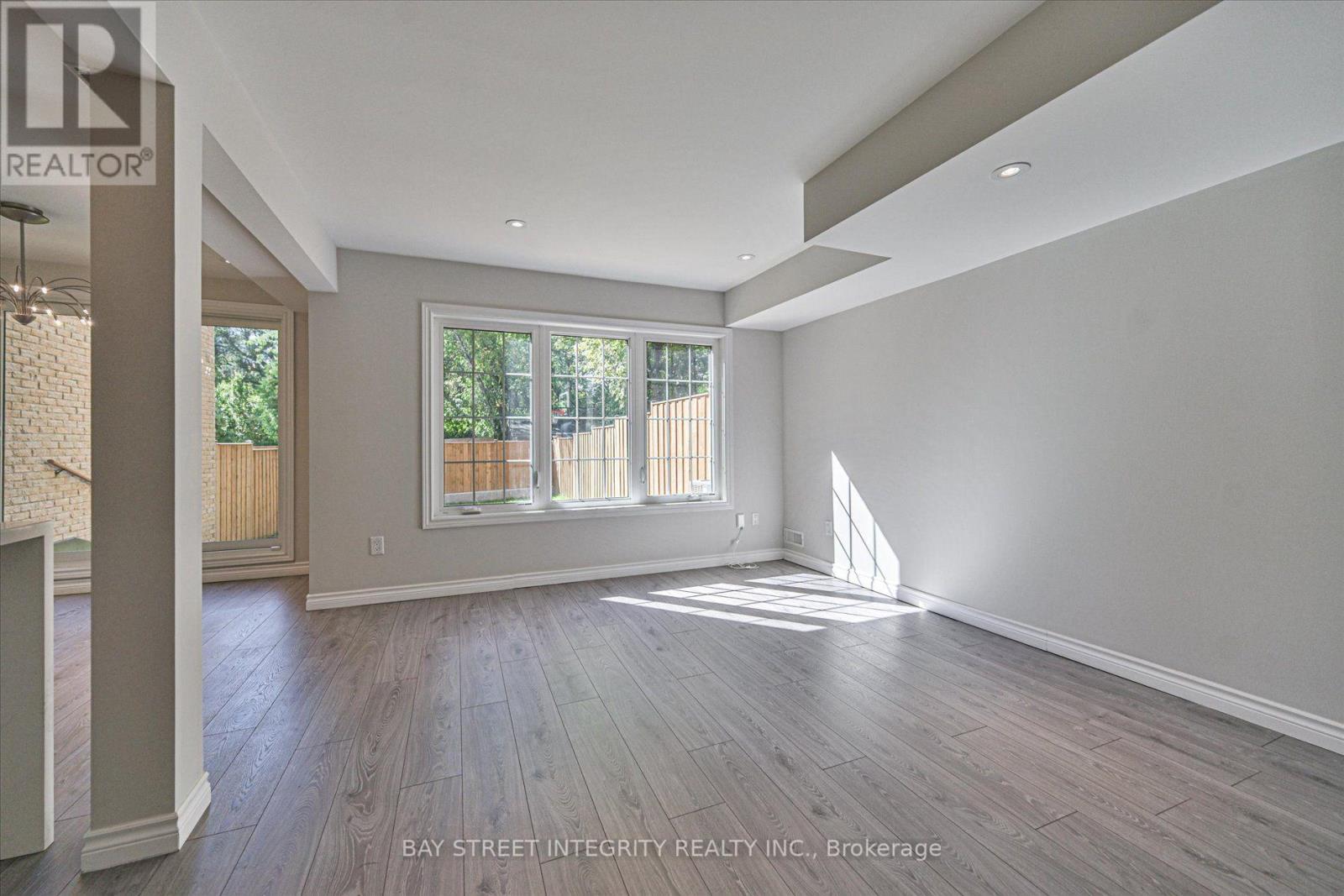 7 - 250 Erskine Avenue, Toronto, Ontario  M4P 1Z4 - Photo 7 - C13837666