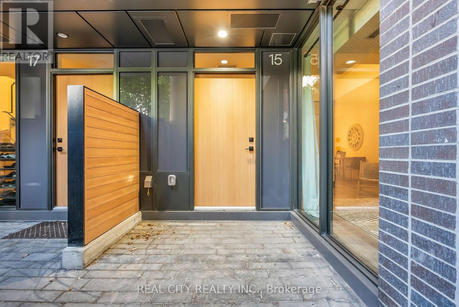 Th114 - 28 Eastern Avenue, Toronto (Moss Park), Ontario  M5A 1H5 - Photo 2 - C13837672