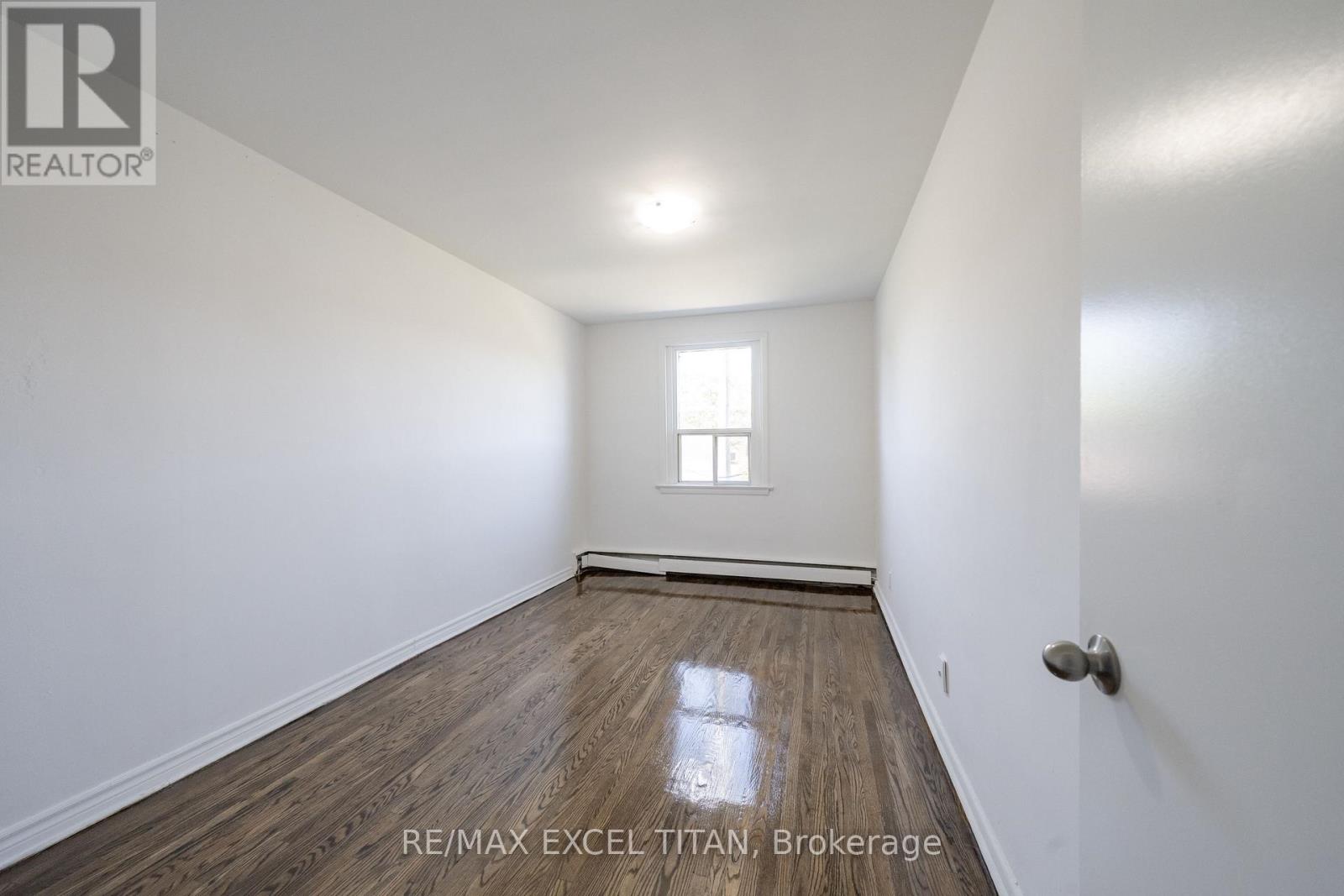 6 - 1201 Cedar Street, Oshawa (Lakeview), Ontario  L1J 3P1 - Photo 2 - E13837648