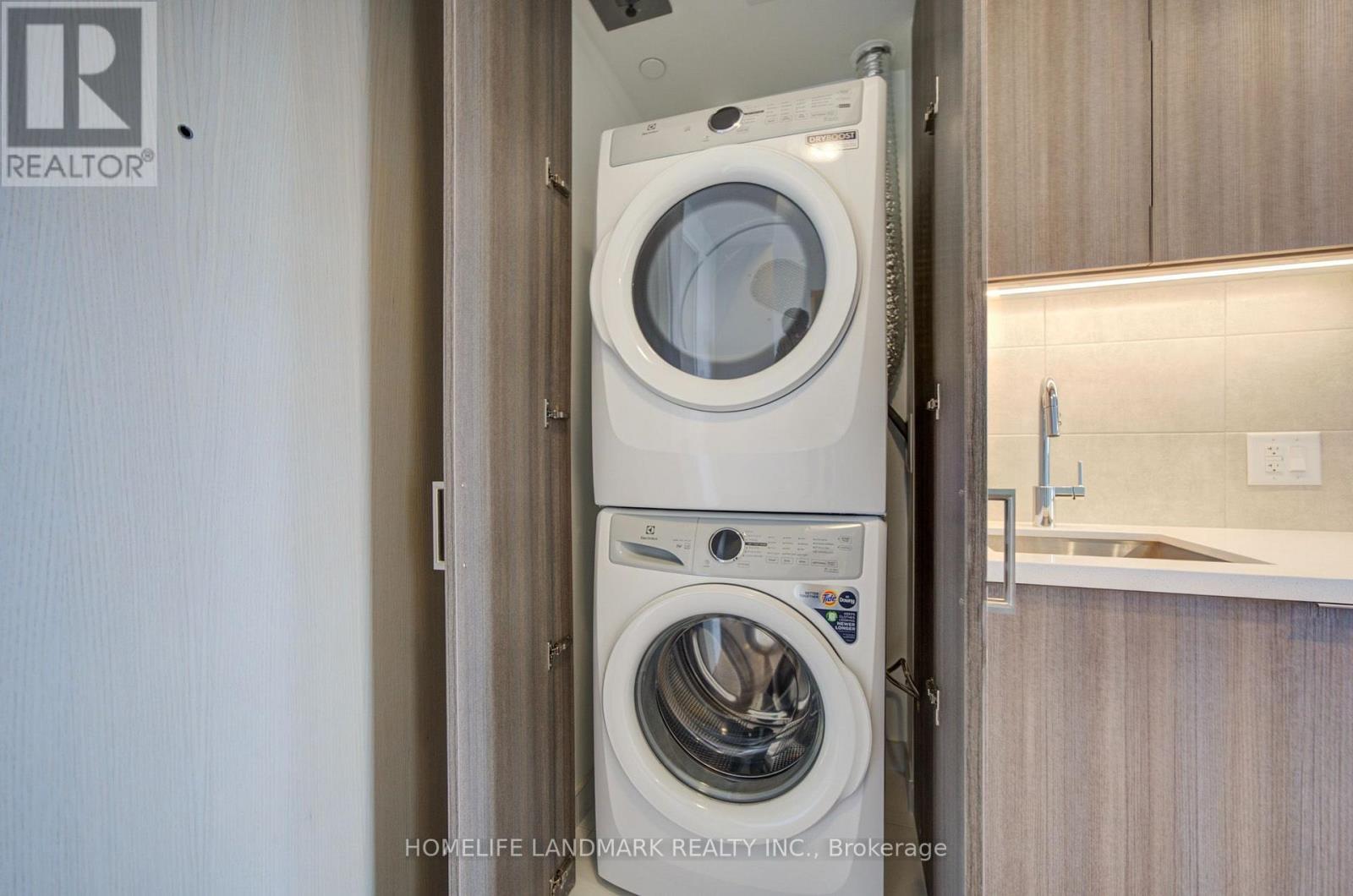 310 - 2450 Bloor Street W, Toronto, Ontario  M6S 0A9 - Photo 27 - W13837668