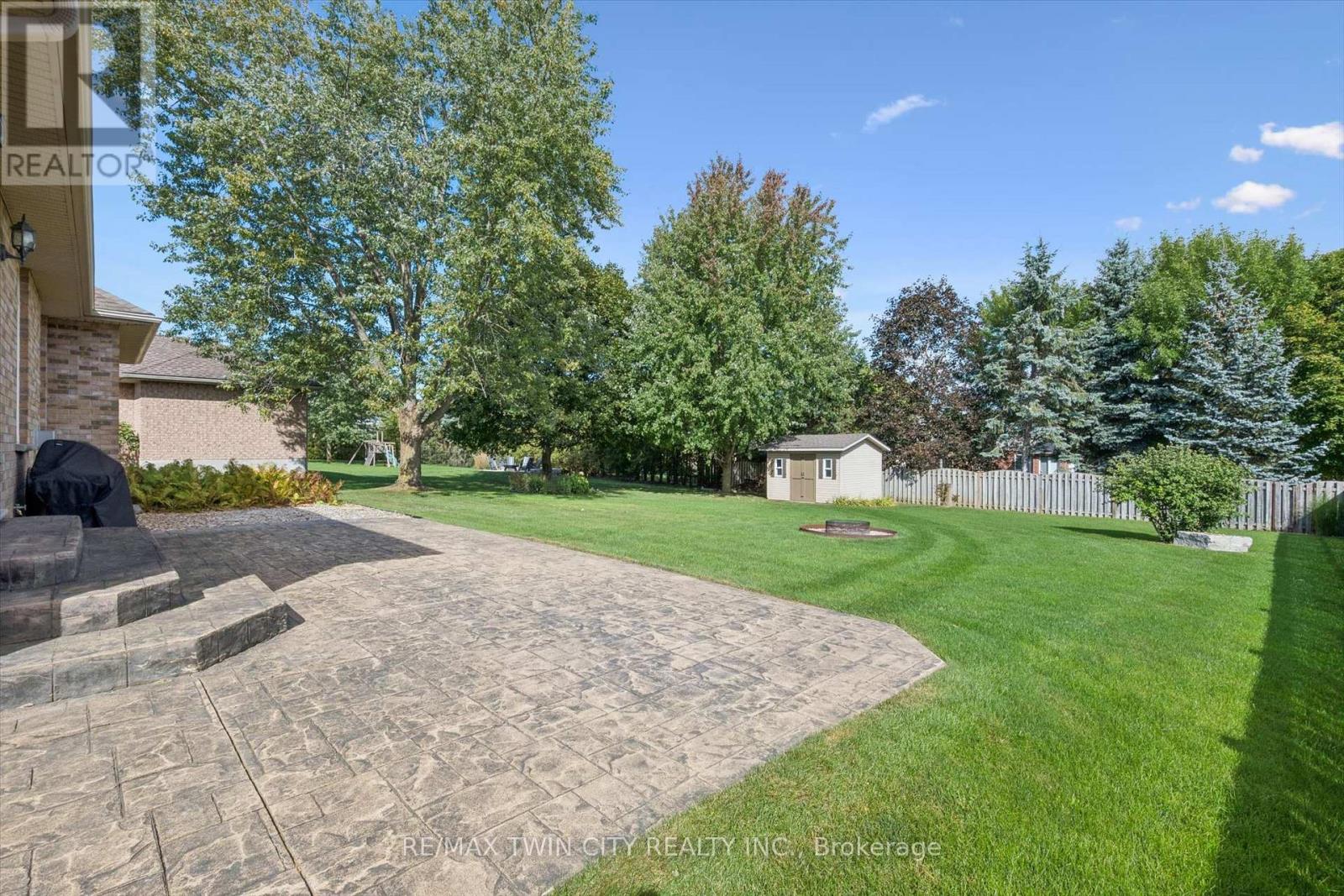 8 Chancellor Drive, Woolwich, Ontario  N0B 2M1 - Photo 25 - X13837660