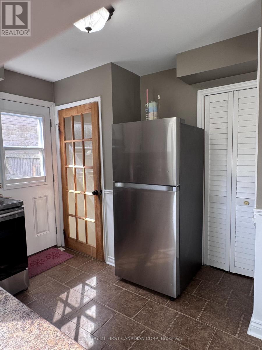 21 Denlaw Road, London North (North I), Ontario  N6G 3L3 - Photo 12 - X13833236