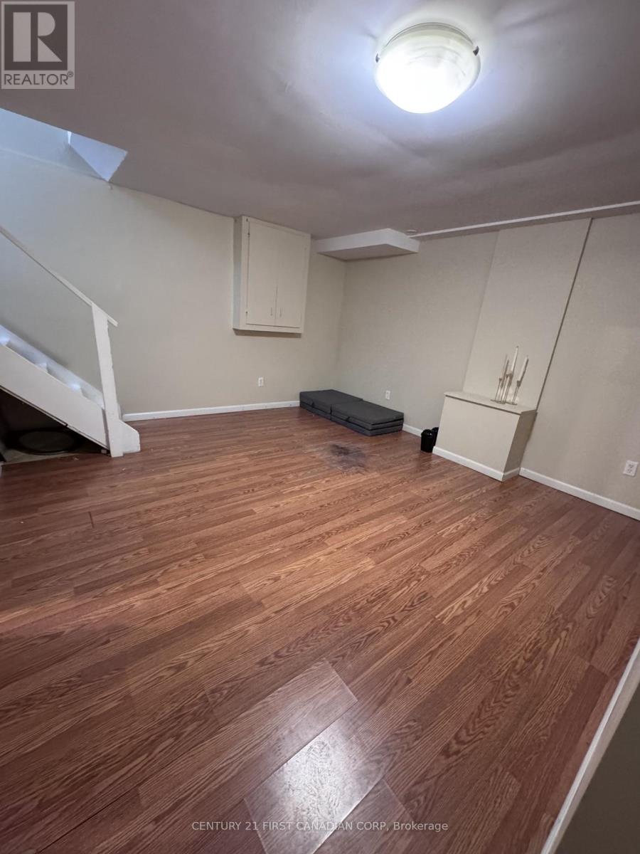 21 Denlaw Road, London North (North I), Ontario  N6G 3L3 - Photo 19 - X13833236