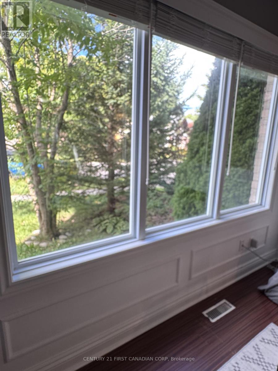 21 Denlaw Road, London North (North I), Ontario  N6G 3L3 - Photo 6 - X13833236
