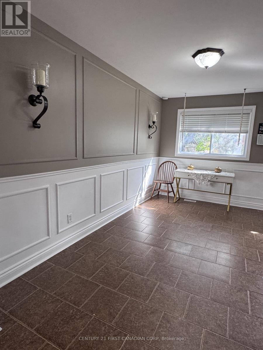 21 Denlaw Road, London North (North I), Ontario  N6G 3L3 - Photo 8 - X13833236