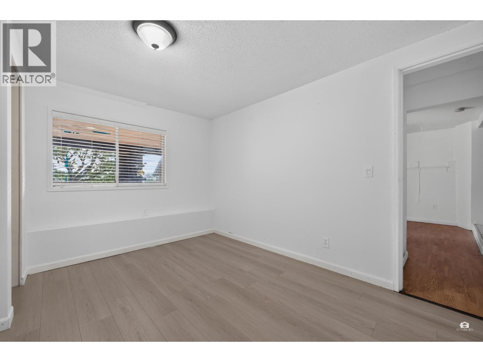 3184 E 8th Avenue, Vancouver, British Columbia  V5M 1X6 - Photo 13 - R3167057