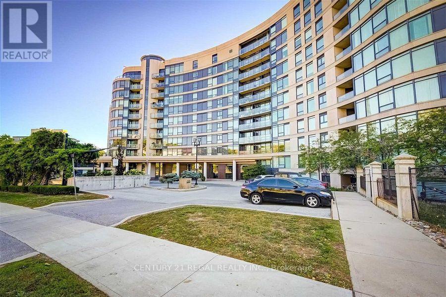 517 - 18 VALLEY WOODS ROAD, Toronto, Ontario