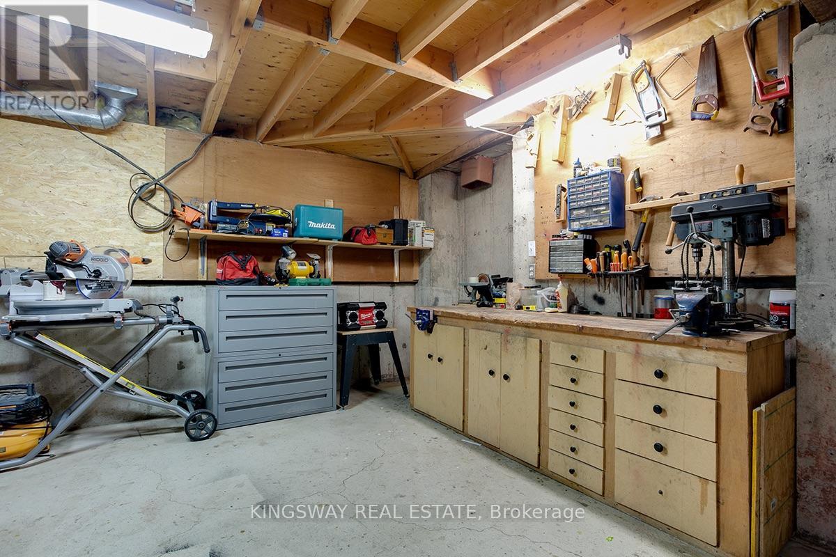 407 Glenashton Drive, Oakville, Ontario  L6H 4V7 - Photo 35 - W13837682