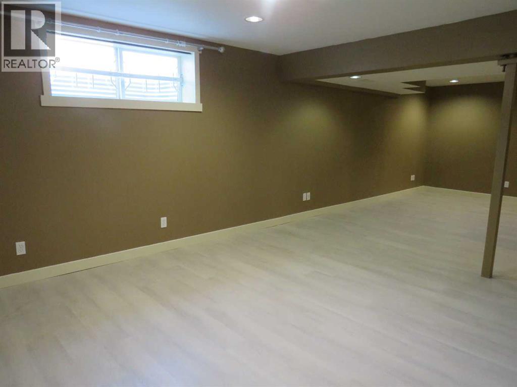 35 Panamount View NW, Calgary, Alberta  T3K 0A6 - Photo 40 - A2322426