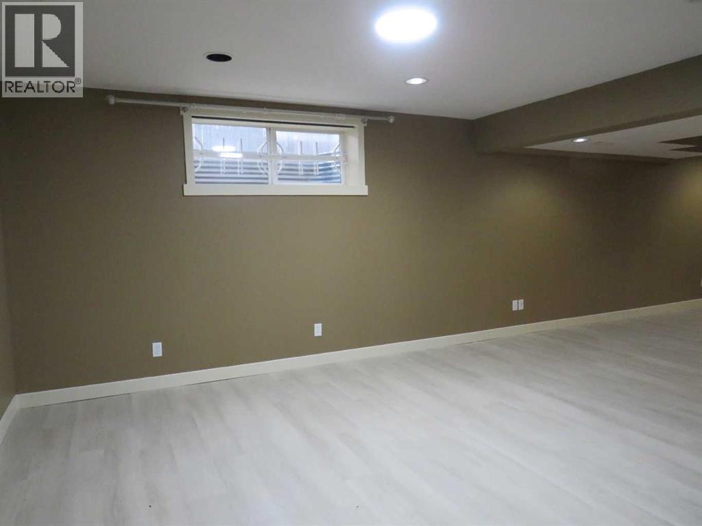 35 Panamount View NW, Calgary, Alberta  T3K 0A6 - Photo 39 - A2322426
