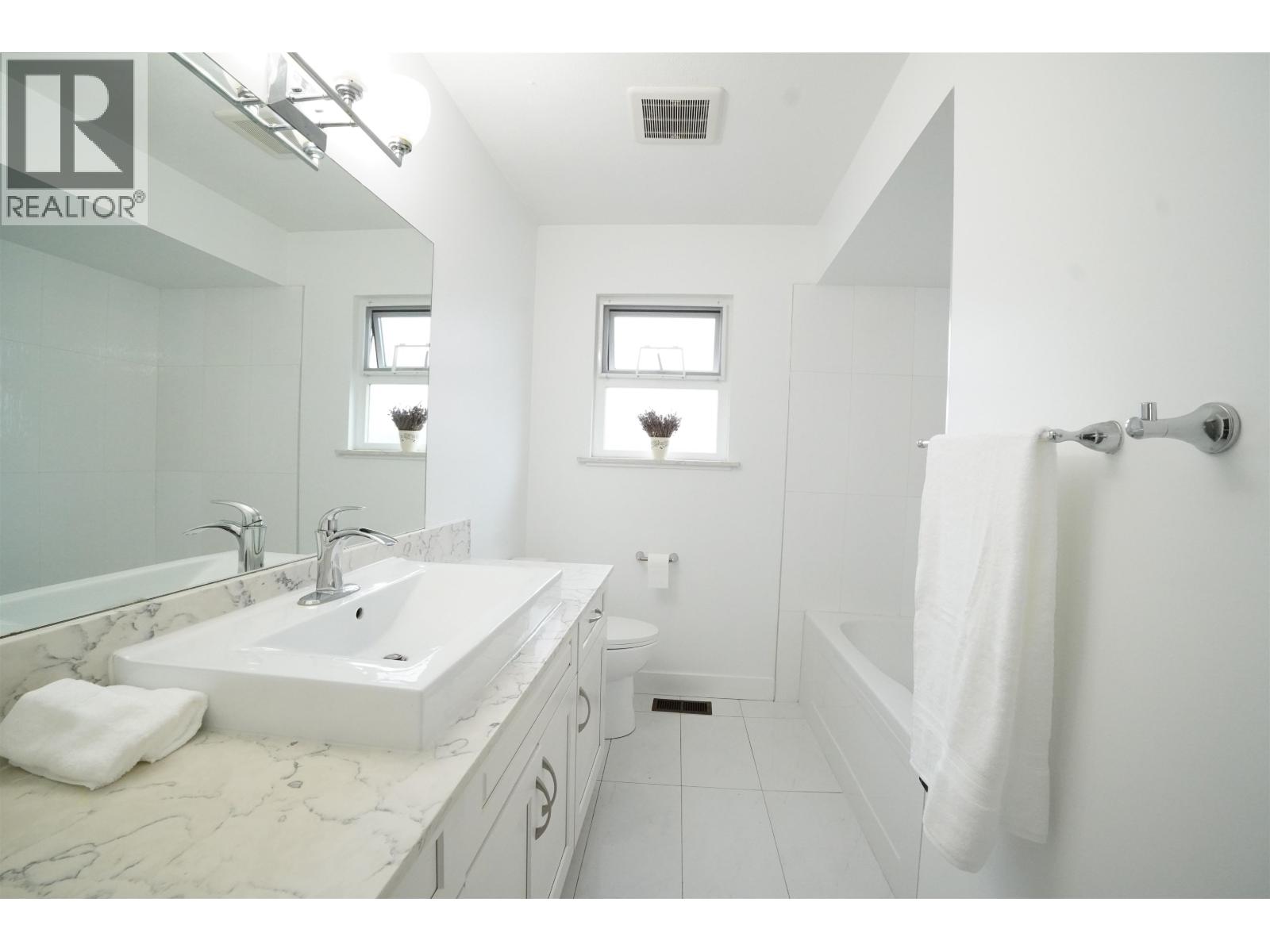 6819 Knight Street, Vancouver, British Columbia  V5P 2W4 - Photo 17 - R3170216