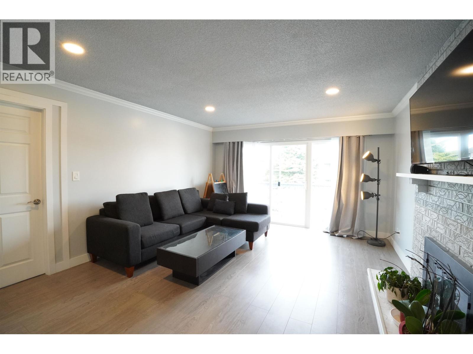 6819 Knight Street, Vancouver, British Columbia  V5P 2W4 - Photo 7 - R3170216