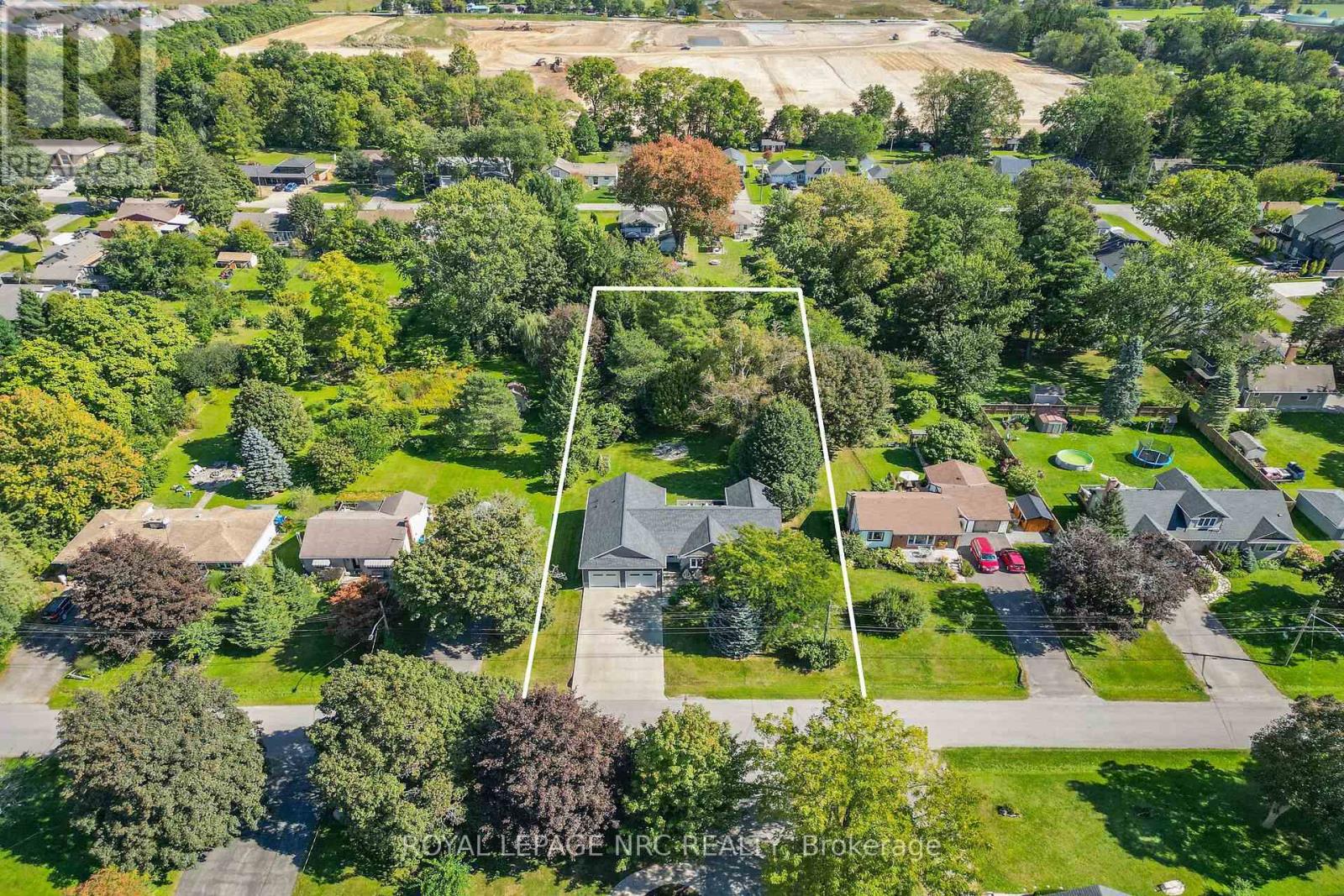22 Crerar Avenue, Welland (N. Welland), Ontario  L3C 2Z3 - Photo 3 - X13837700