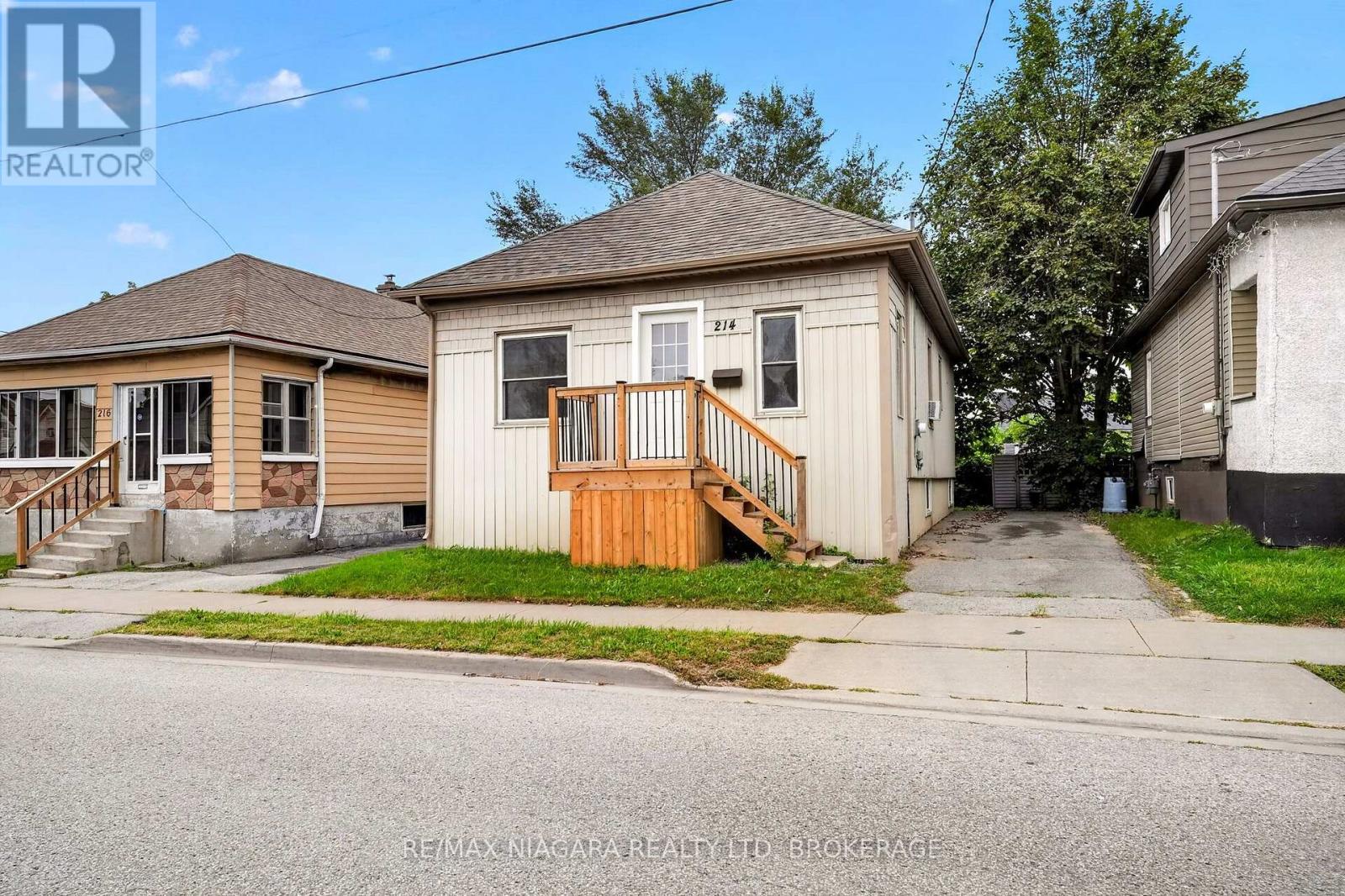 214 Niagara Street, St. Catharines, Ontario  L2M 4V4 - Photo 2 - X13837724