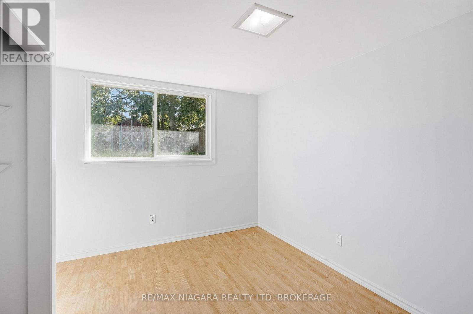 6916 Dolphin Street, Niagara Falls, Ontario  L2E 6Y2 - Photo 24 - X13837726