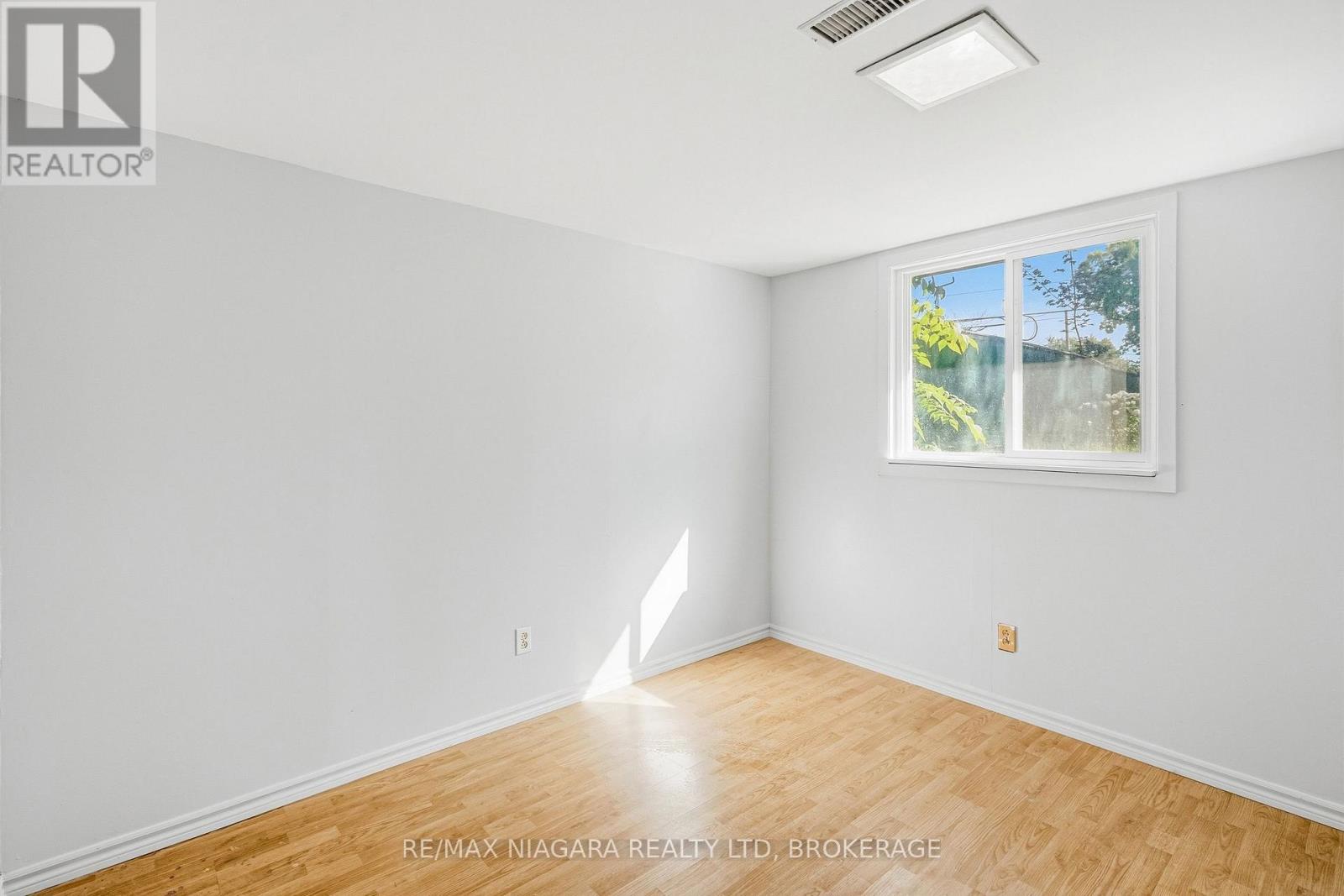 6916 Dolphin Street, Niagara Falls, Ontario  L2E 6Y2 - Photo 26 - X13837726