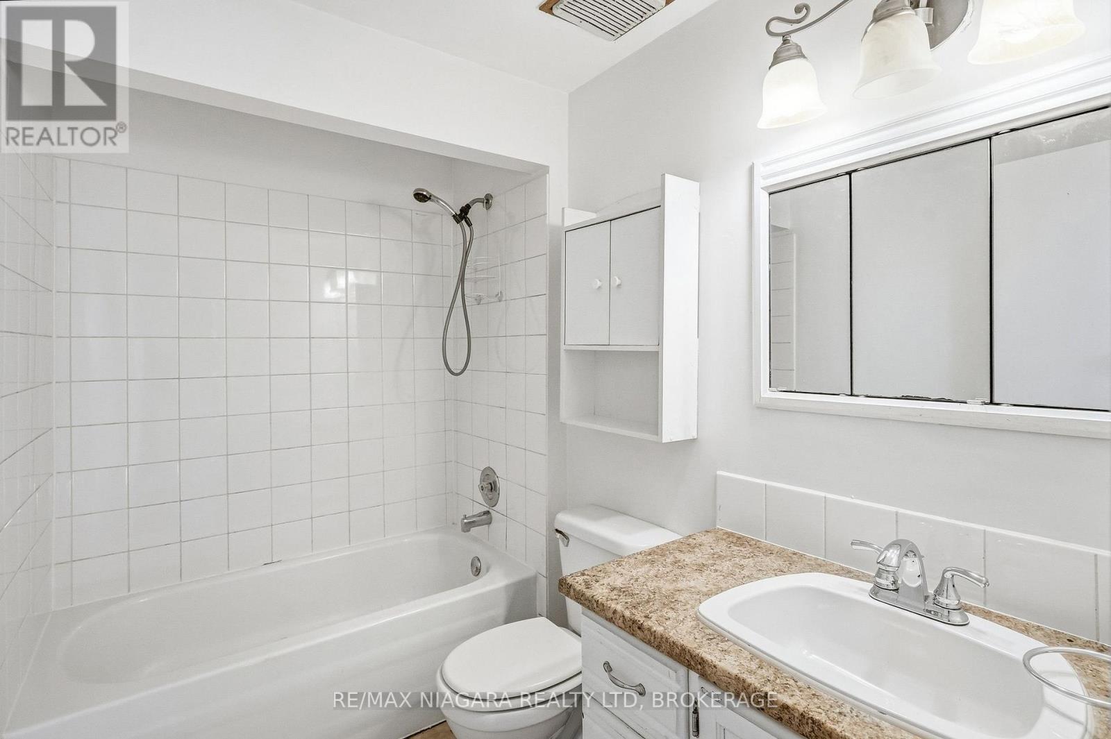 6916 Dolphin Street, Niagara Falls, Ontario  L2E 6Y2 - Photo 28 - X13837726