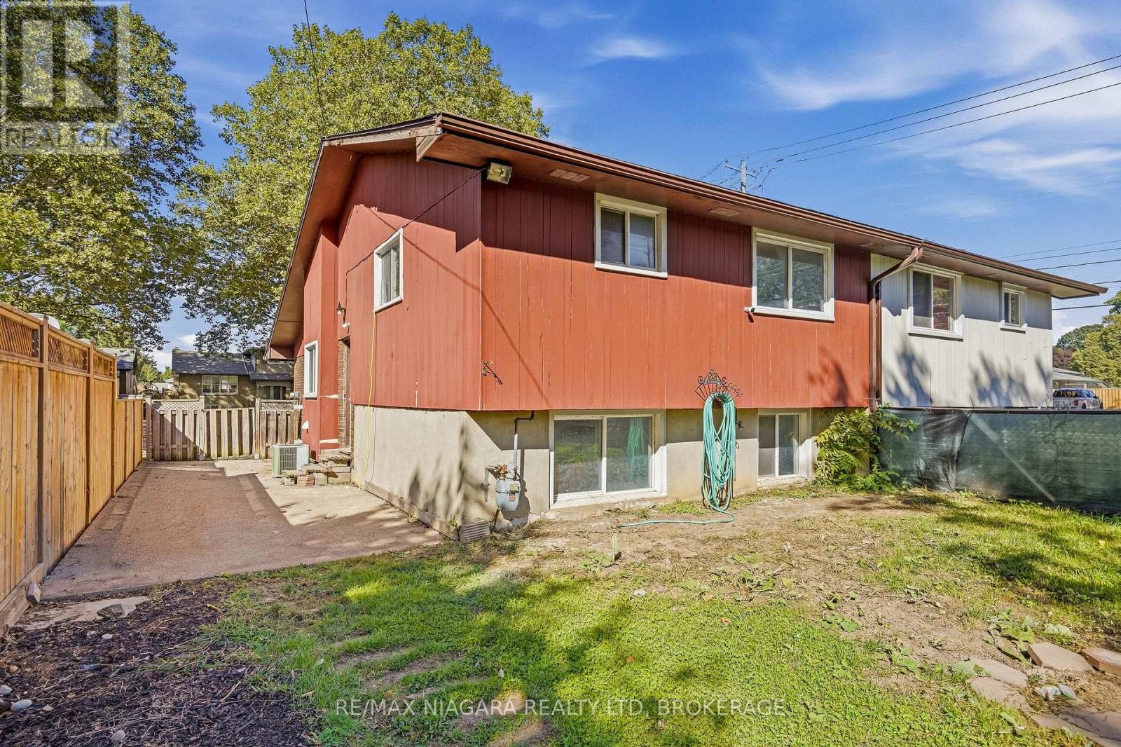 6916 Dolphin Street, Niagara Falls, Ontario  L2E 6Y2 - Photo 38 - X13837726