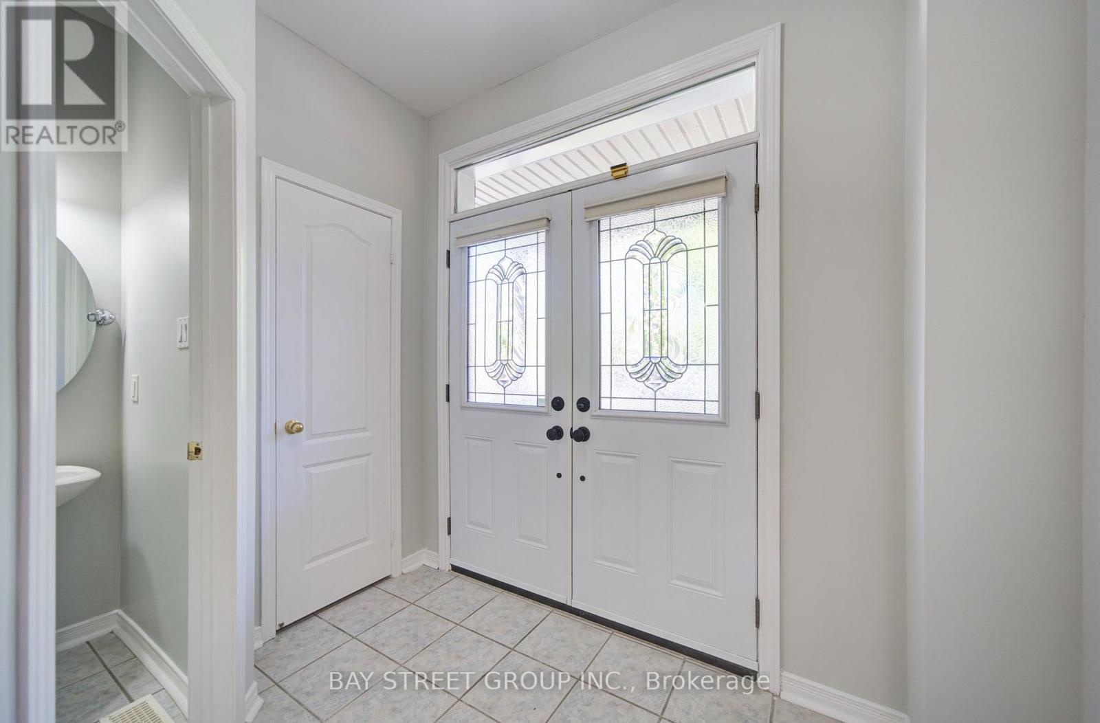 10 Tallships Drive, Whitby, Ontario  L1N 9V4 - Photo 4 - E13837718