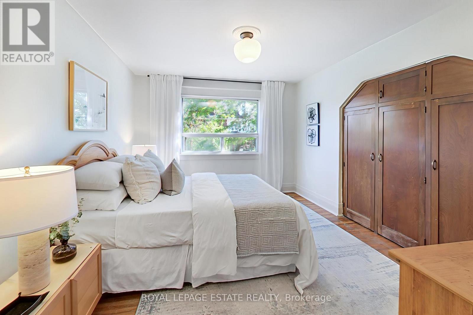 20 Stephenson Avenue, Toronto, Ontario  M4C 1G1 - Photo 11 - E13837722