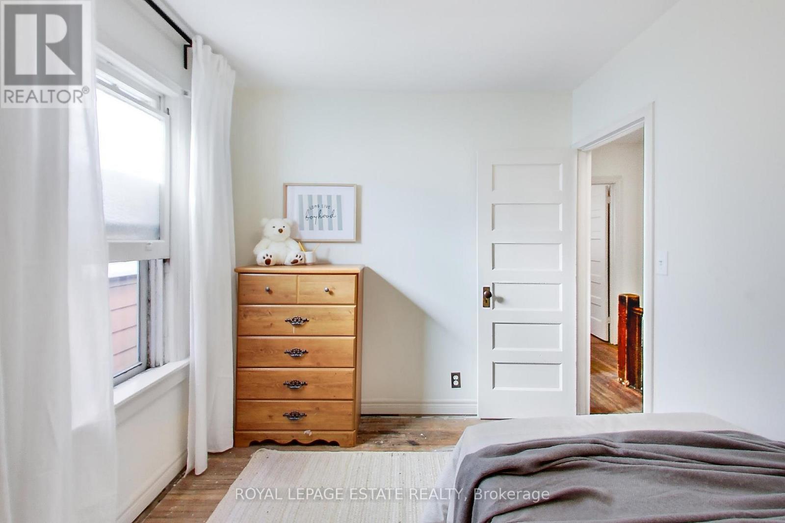20 Stephenson Avenue, Toronto, Ontario  M4C 1G1 - Photo 14 - E13837722