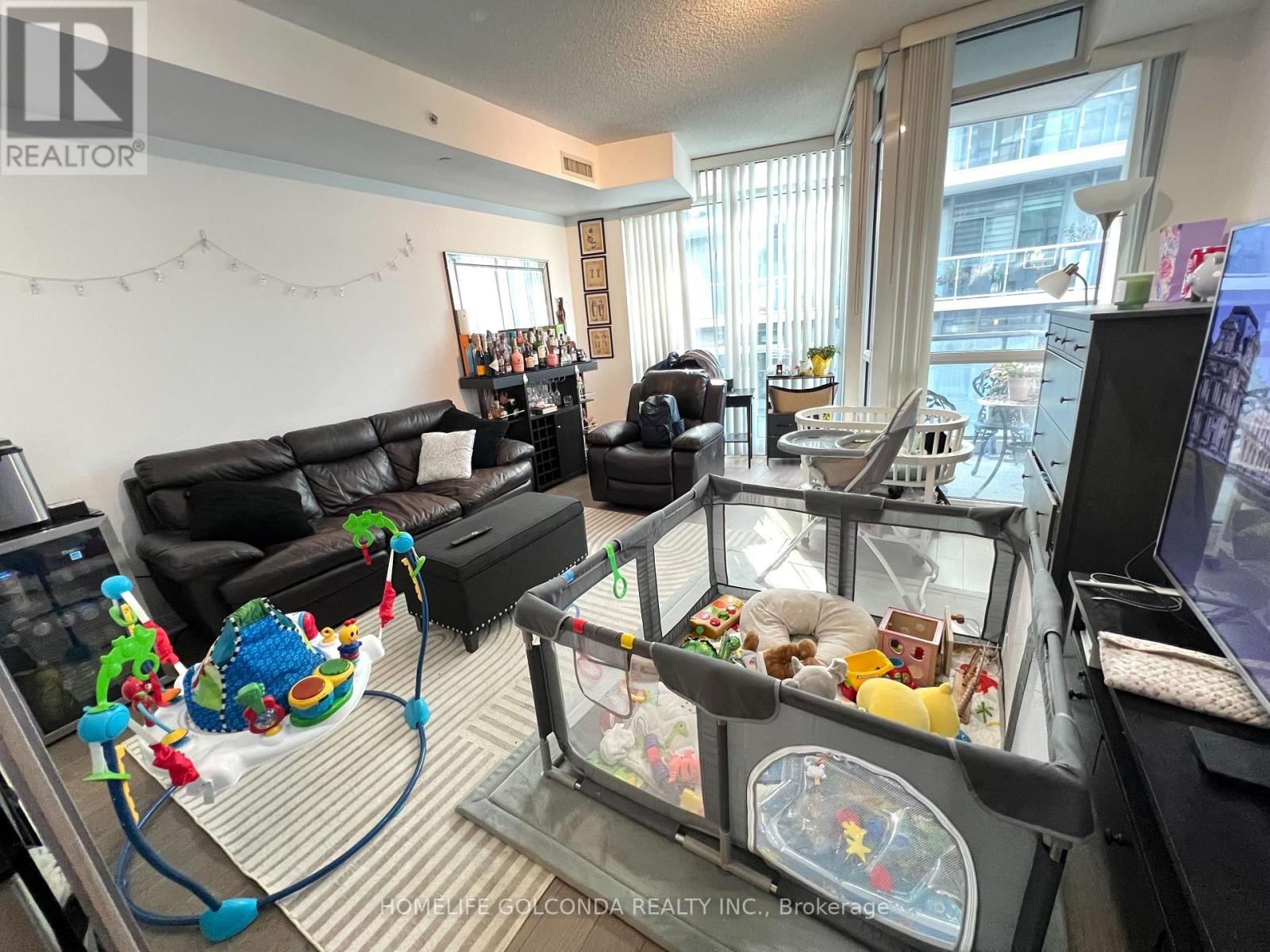 710 - 60 Annie Craig Drive, Toronto, Ontario  M8V 0C5 - Photo 3 - W13837708