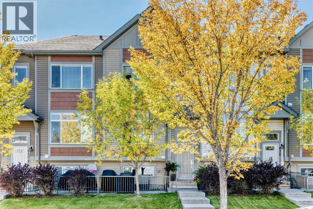 638 Copperpond Boulevard SE