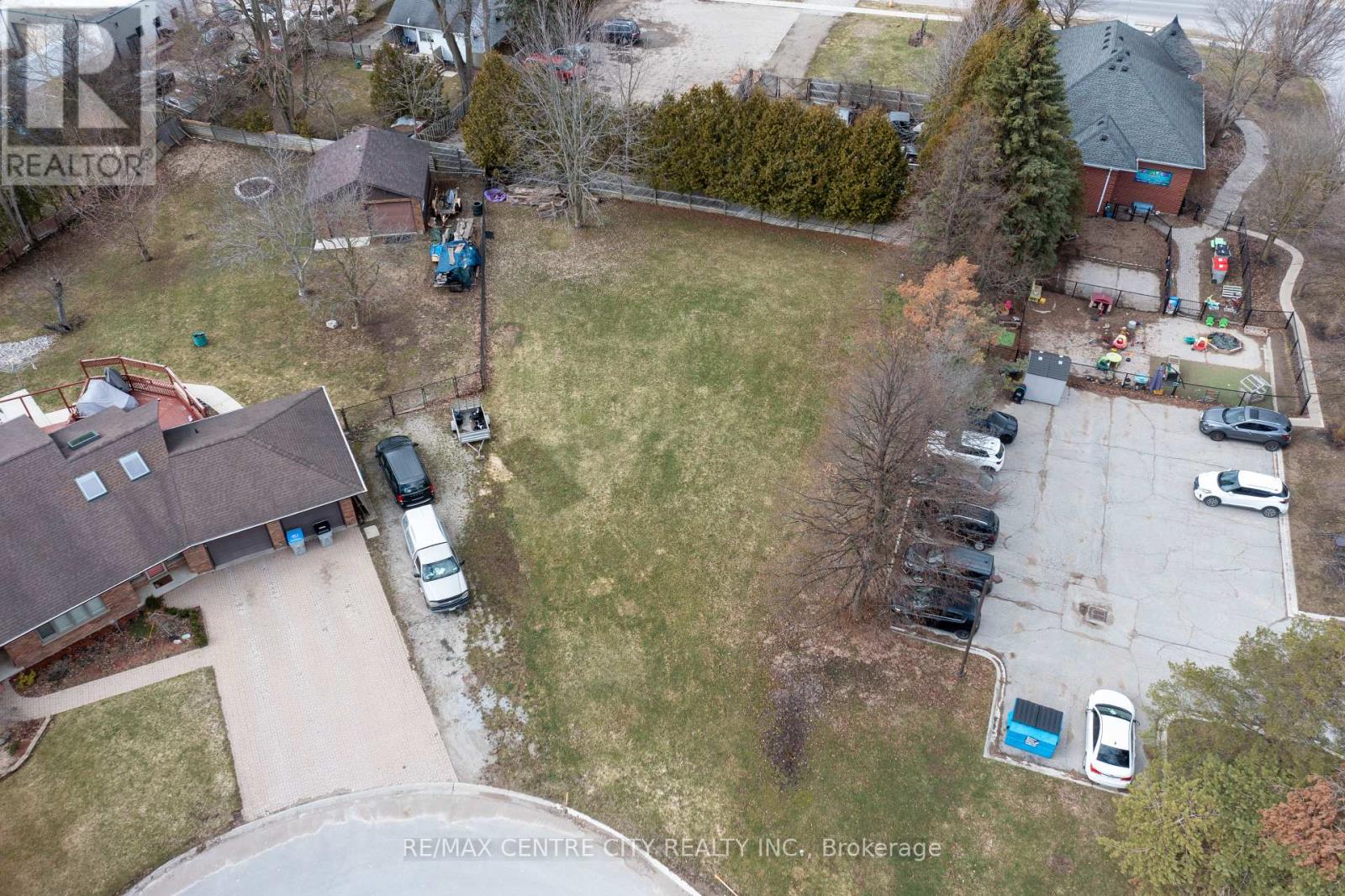 2 Kennedy Court, Middlesex Centre, Ontario  N0M 2A0 - Photo 13 - X13837740