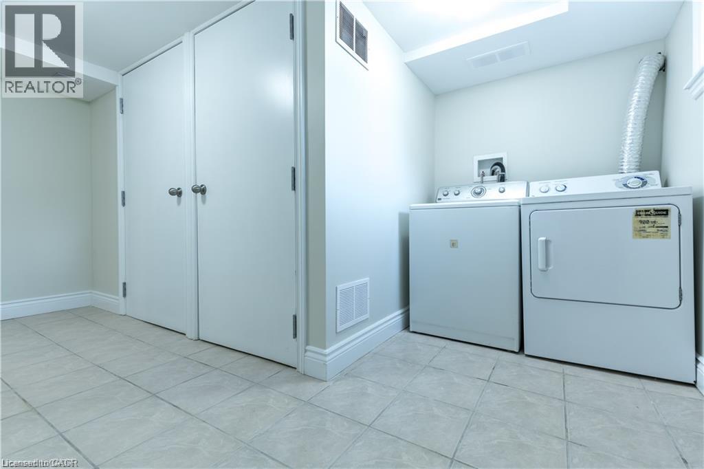 499 East 16th Street, Hamilton, Ontario  L9A 4K9 - Photo 36 - 40867137
