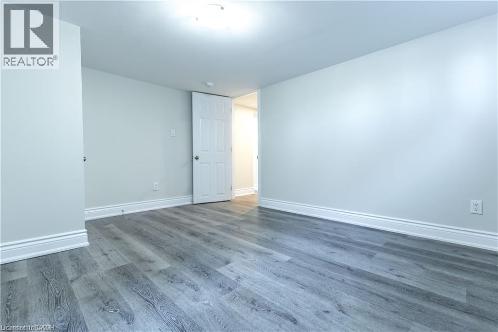 499 East 16th Street, Hamilton, Ontario  L9A 4K9 - Photo 34 - 40867137