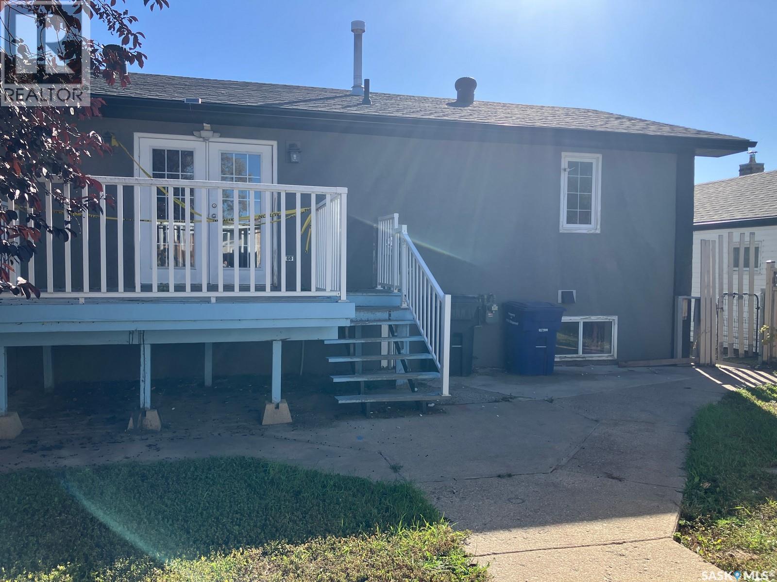 617 8th Avenue W, Nipawin, Saskatchewan  S0E 1E0 - Photo 47 - SK048707