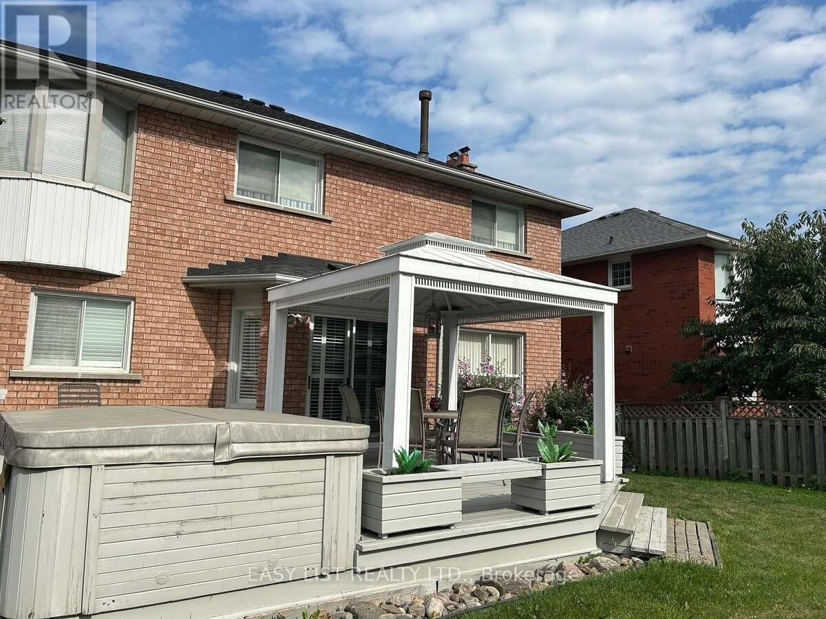 14 Gas Light Crescent, Vaughan, Ontario  L4L 8E8 - Photo 7 - N13725554