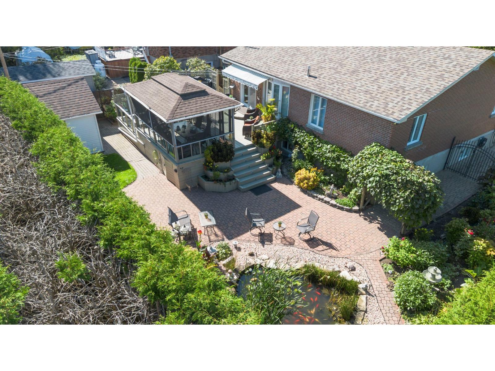 410 Rue Bernard Saint-Eustache Quebec Canada J7R4N9 3