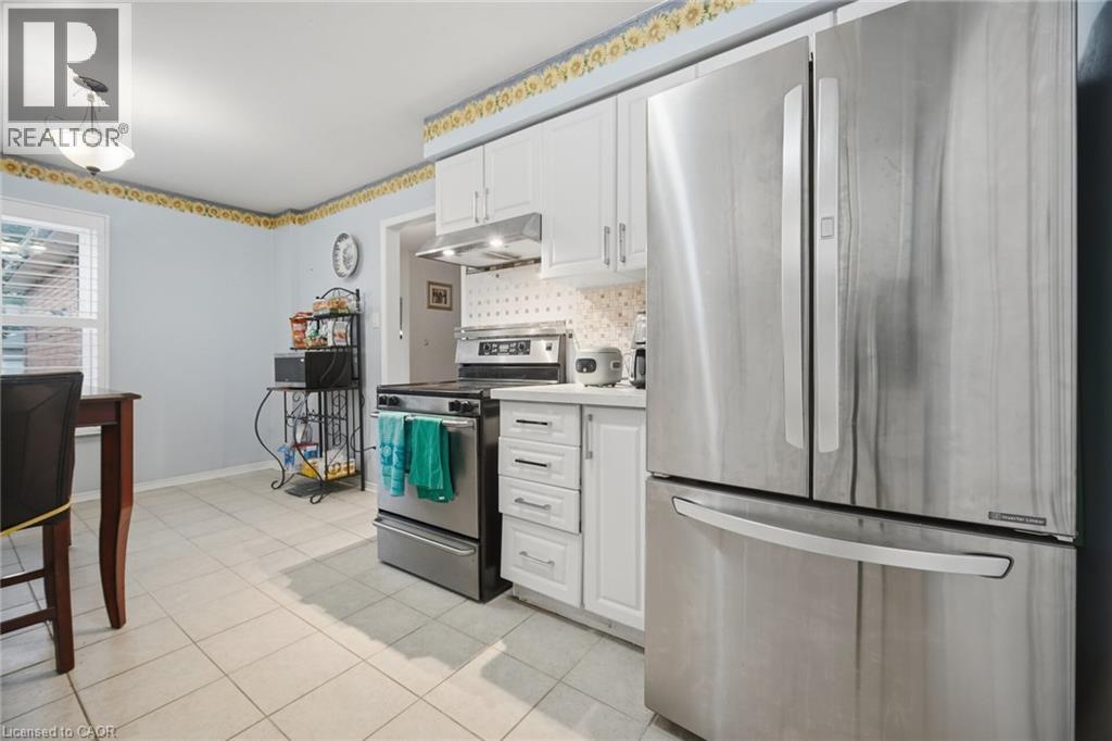 1579 Marshcourt Drive, Pickering, Ontario  L1V 6G5 - Photo 19 - 40857098