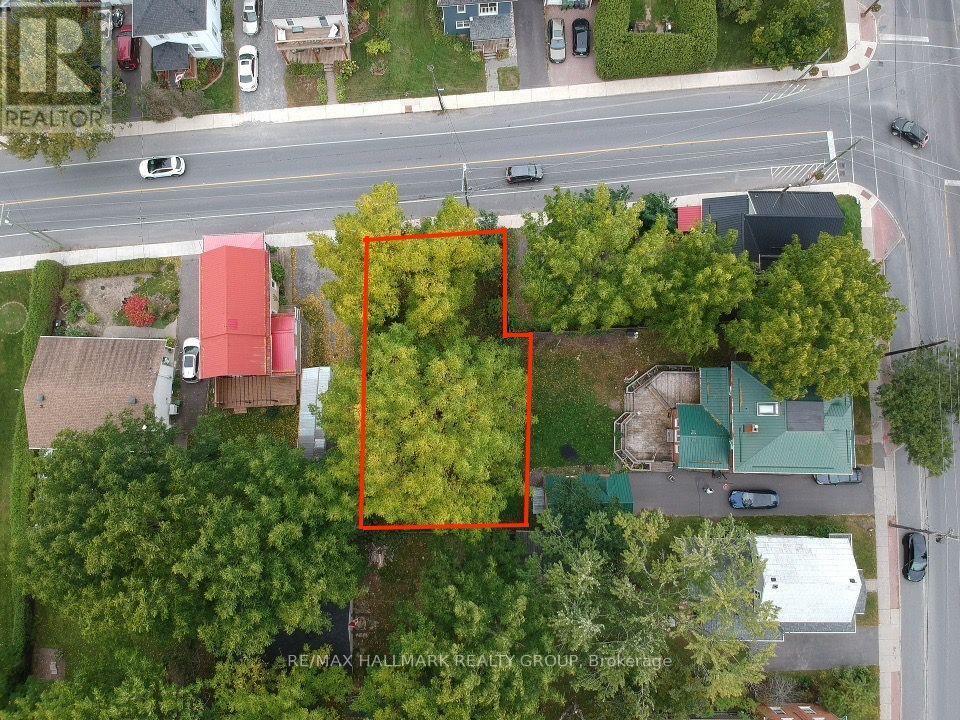 11 CRAIG STREET, Russell, Ontario