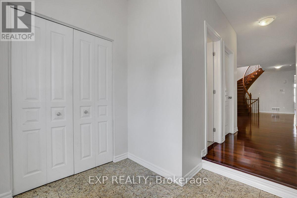 217 Claridge Drive, Ottawa, Ontario  K2J 5V8 - Photo 5 - X13837760