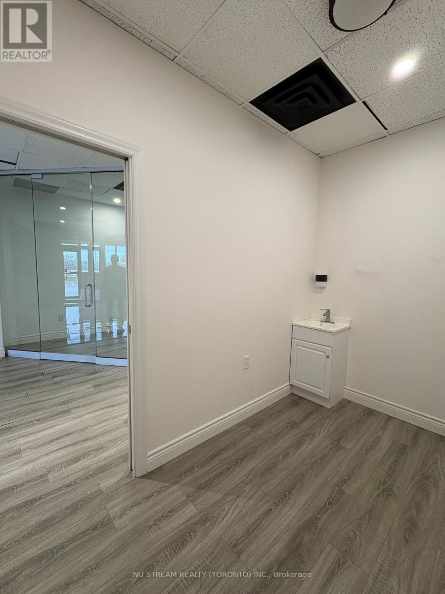 2 - 324 Highway 7 Road E, Richmond Hill, Ontario  L4B 1A6 - Photo 4 - N13837766