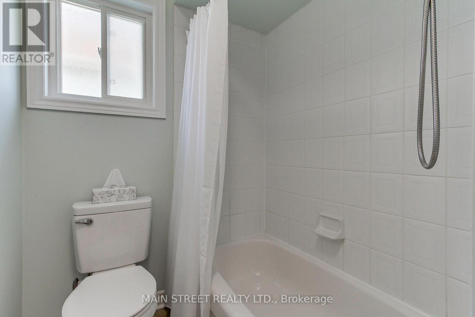 65 Ian Drive, Georgina, Ontario  L4P 4G3 - Photo 31 - N13837776