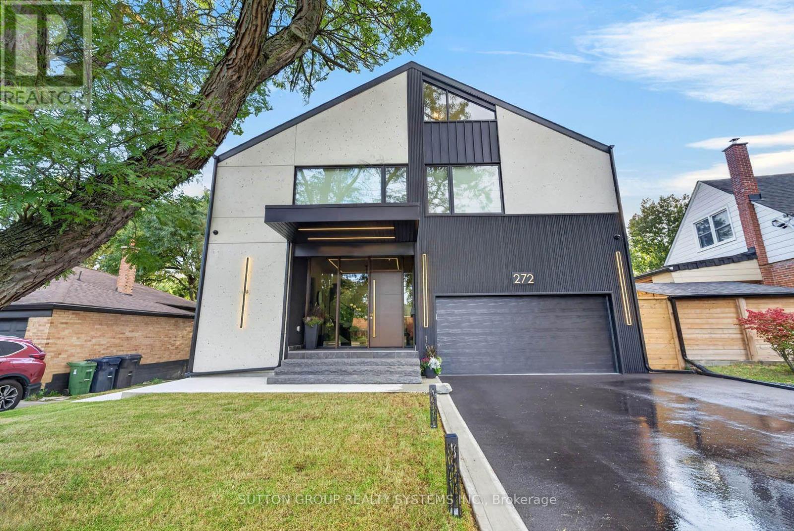 272 RENFORTH DRIVE, Toronto, Ontario