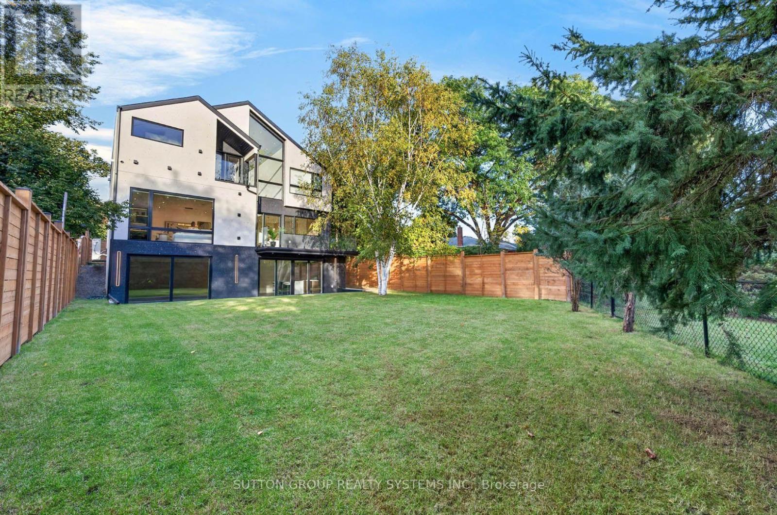 272 Renforth Drive, Toronto, Ontario  M9C 2K9 - Photo 40 - W13837754