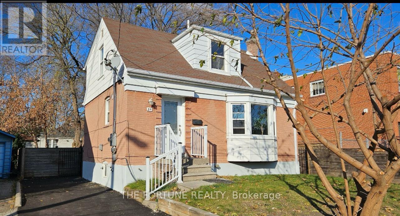 54 PATIKA AVENUE, Toronto, Ontario